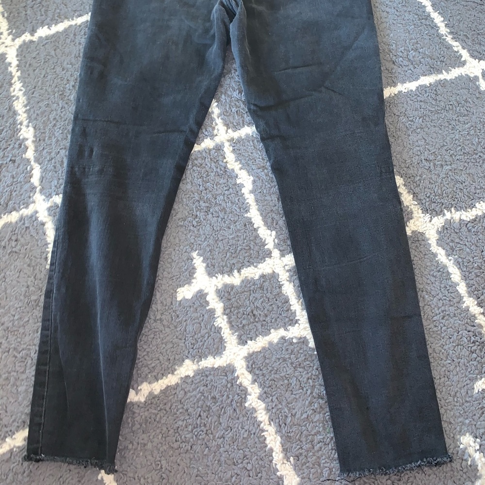 Jeans - Picture 2 of 4